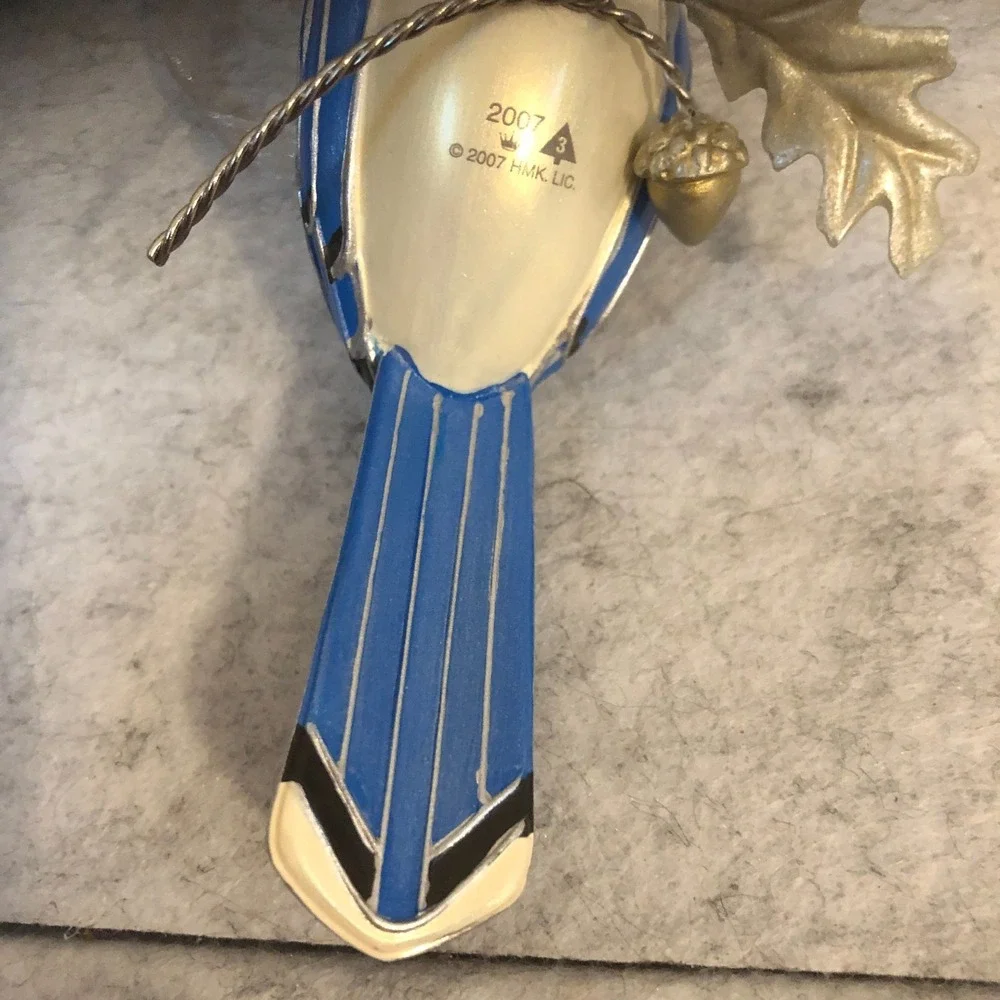 Hallmark Keepsake 2007 Blue Jay The Beauty of Birds Ornament 3rd Series QX7169